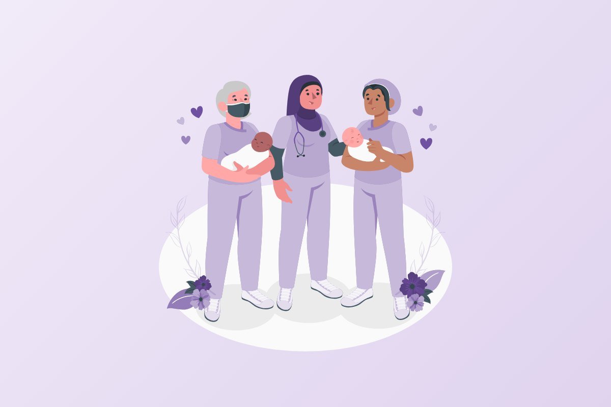 Midwife discussing care with an expectant mother